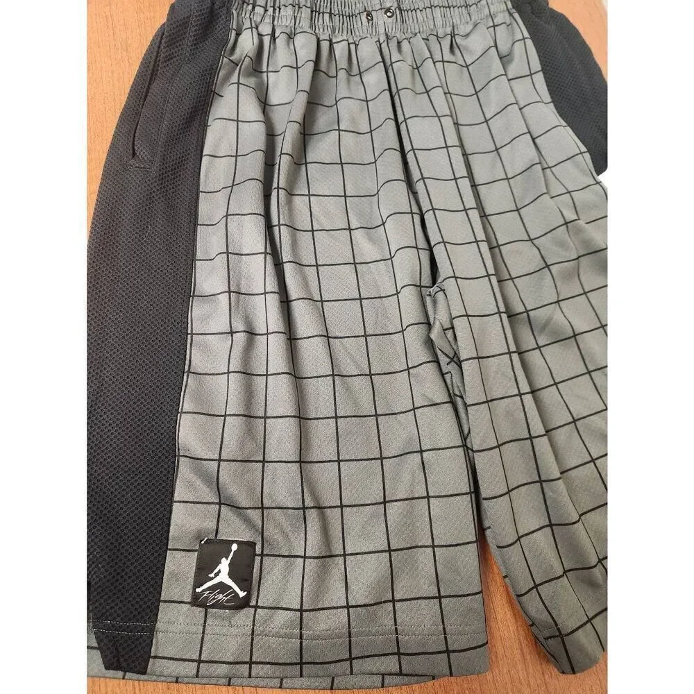 Jordan Retro 4 Stencil Dri-fit Shorts Dark Grey/Black. No string